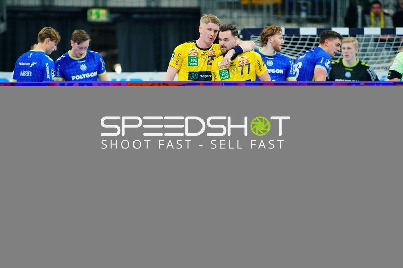 Szene mit Haukur Thrastarson (25; Rhein Neckar Löwen) und Dani Baijens (77; Rhein Neckar Löwen)