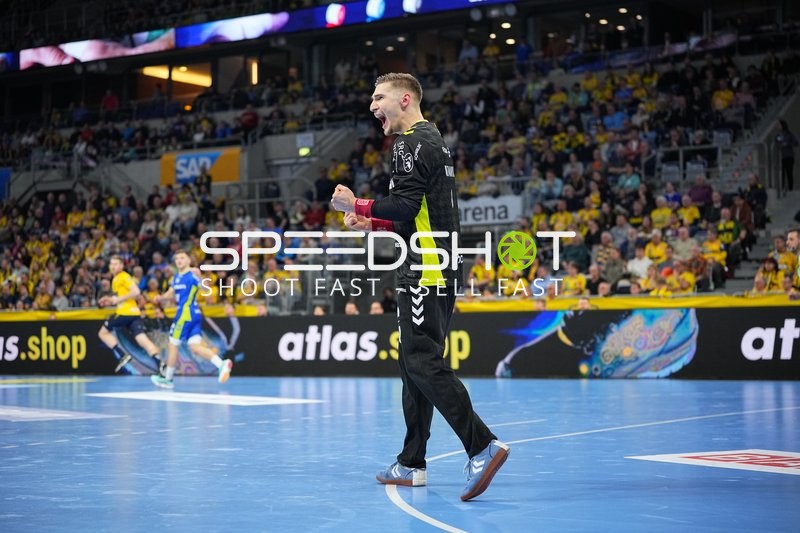 Dominik Kuzmanović (1; VfL Gummersbach) in Aktion