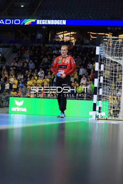 29; VfL Gummersbach in Torwartposition