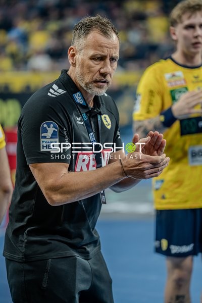 Maik Machulla (999; Rhein Neckar Löwen) in Aktion