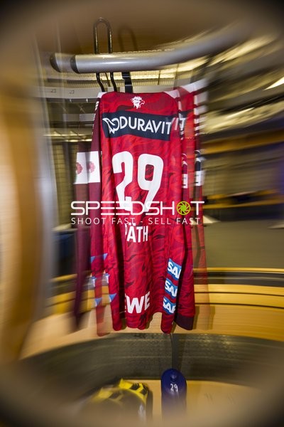 Trikot von David Späth (29; Rhein Neckar Löwen) in der Kabine