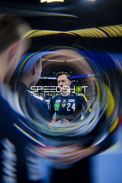 24; VfL Gummersbach in Aktion