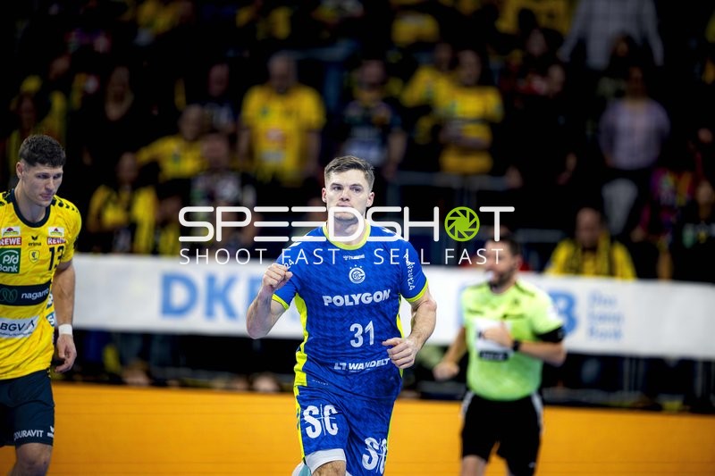 Sebastian Heymann (13; Rhein Neckar Löwen) und Kay Smits (31; VfL Gummersbach) in Aktion