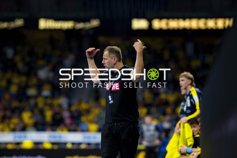 Maik Machulla (999; Rhein Neckar Löwen) in Aktion