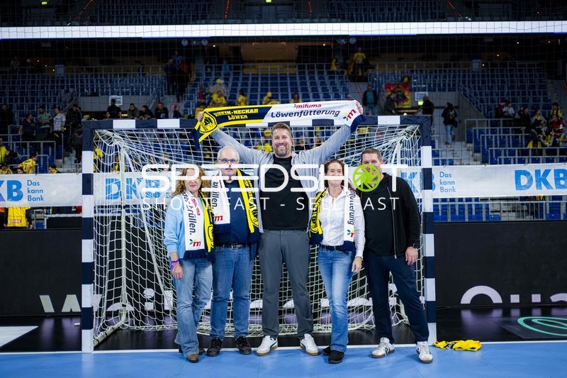 Szene mit Oliver Roggisch (108; Rhein Neckar Löwen) und Holger Bachert (99; Rhein Neckar Löwen)