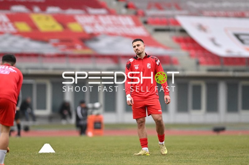 Artur Golubytskiy (14; FC Rot Weiß Erfurt) auf dem Spielfeld