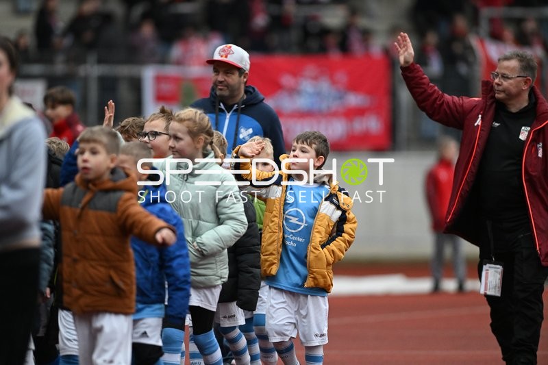 Kinder und Betreuer Einlauf