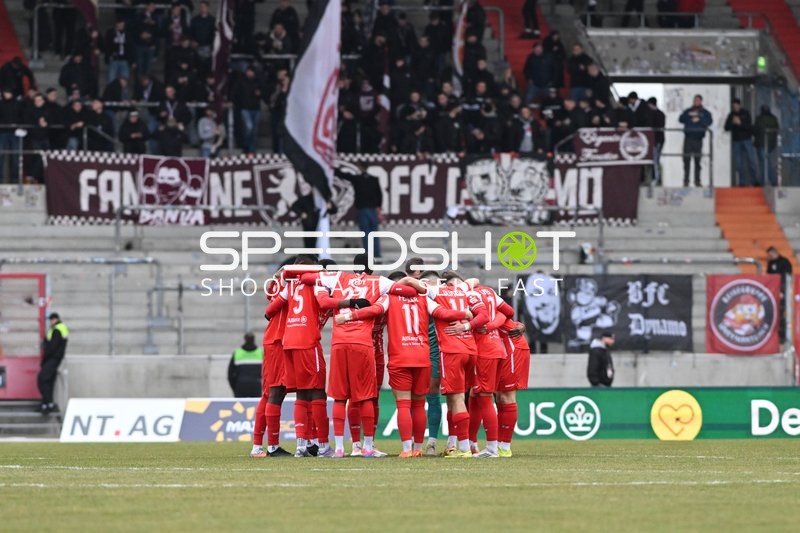 Teambesprechung vor Spiel
