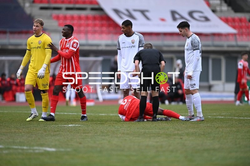 Verletzung und Kontrolle