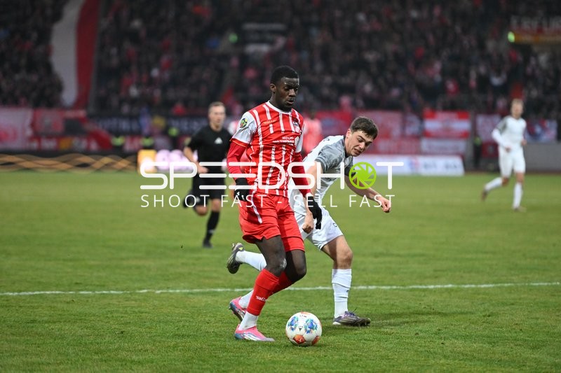 Ballkontrolle im Zweikampf