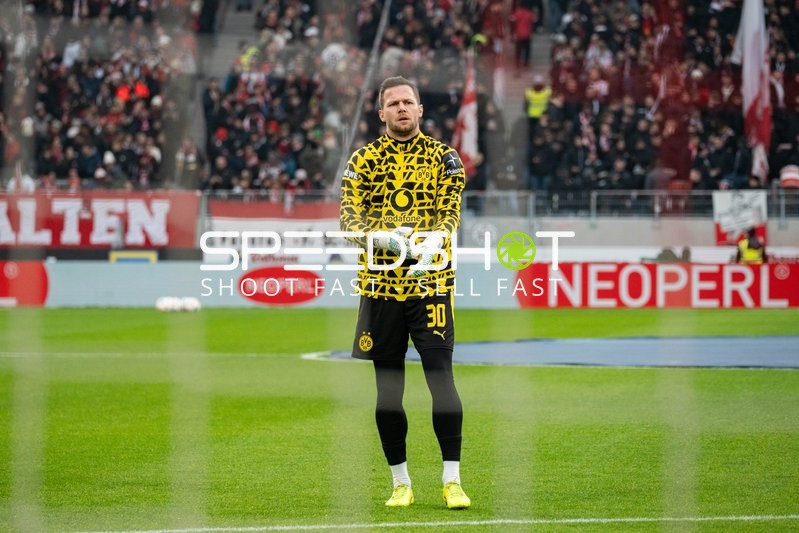 Torwart Patrick Drewes (23; Borussia Dortmund) in Aktion