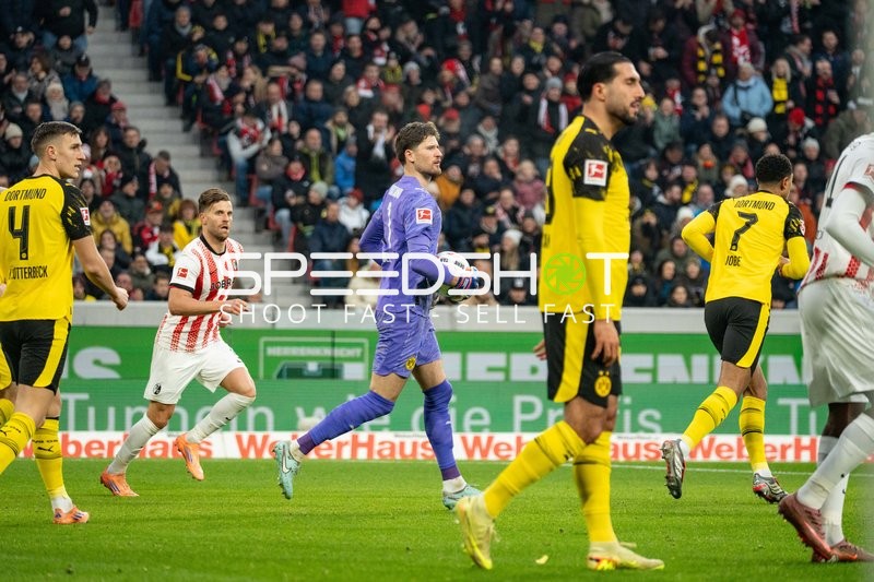 Spielszene mit Ballbesitz