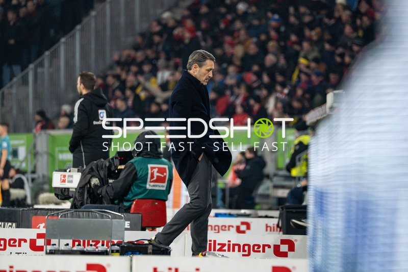 Trainer an der Seitenlinie