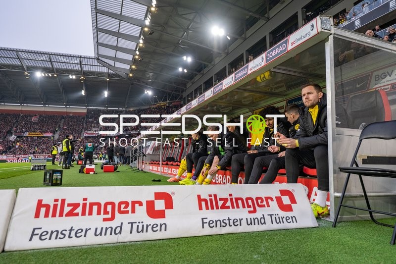 Spieler auf der Bank