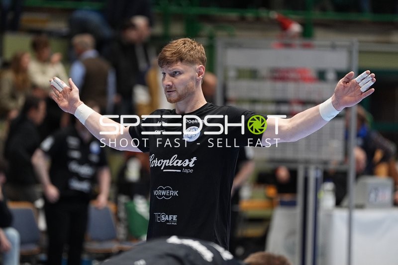 Johannes Wasielewski (77; Bergischer HC) in Aktion