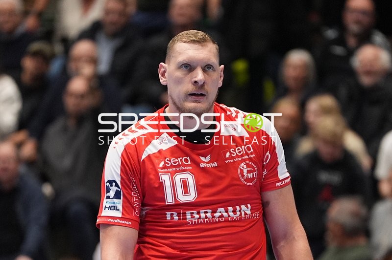 Dainis Krištopāns (10; MT Melsungen) in Aktion