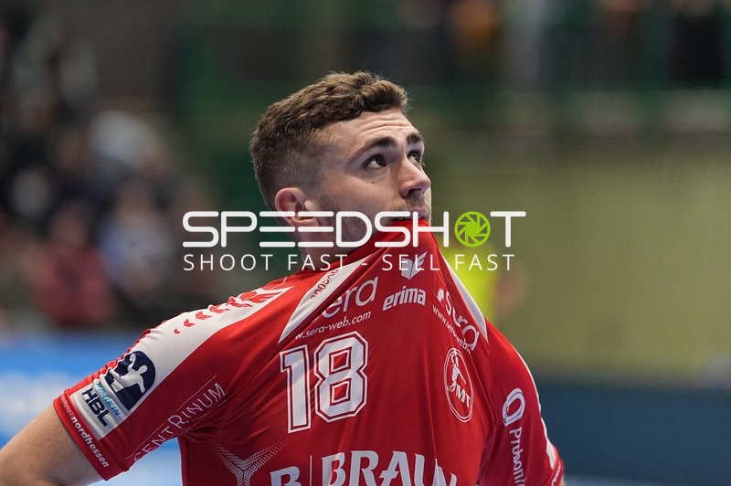 Florian Drosten (18; MT Melsungen) in Aktion