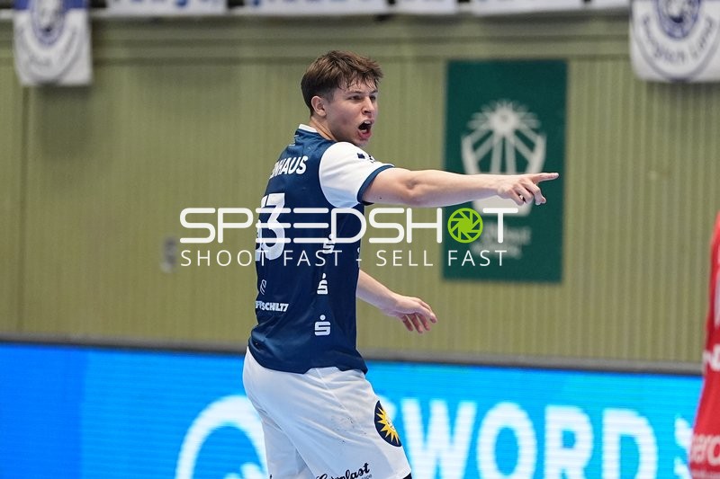 Soeren Steinhaus (53; Bergischer HC) in Aktion