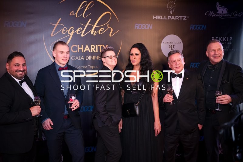 Networking beim Charity Gala Dinner