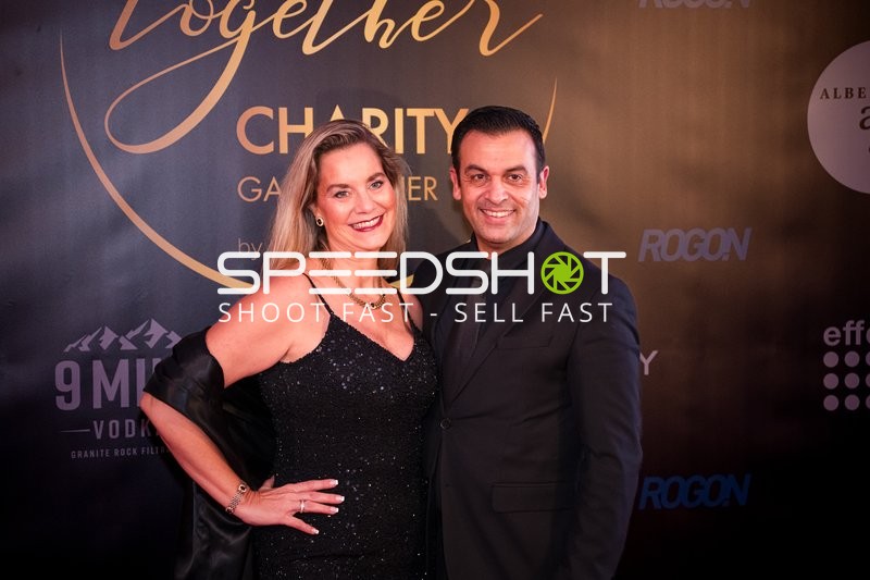 Networking beim Charity Gala Dinner