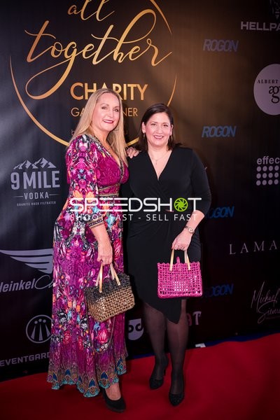 Networking beim Charity Gala Dinner