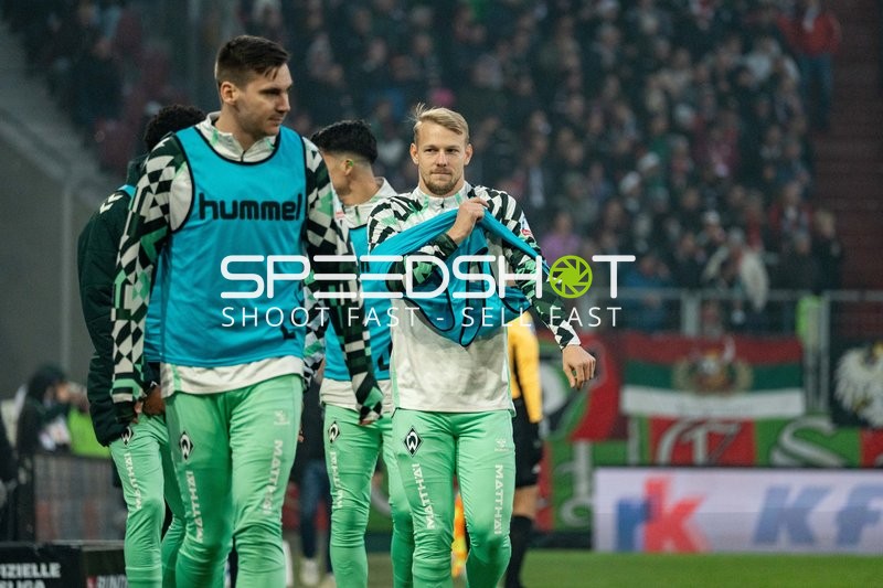 Spieler beim Aufwärmen