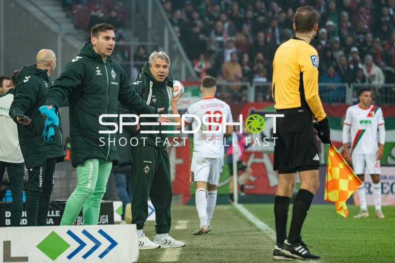 Trainer an der Seitenlinie