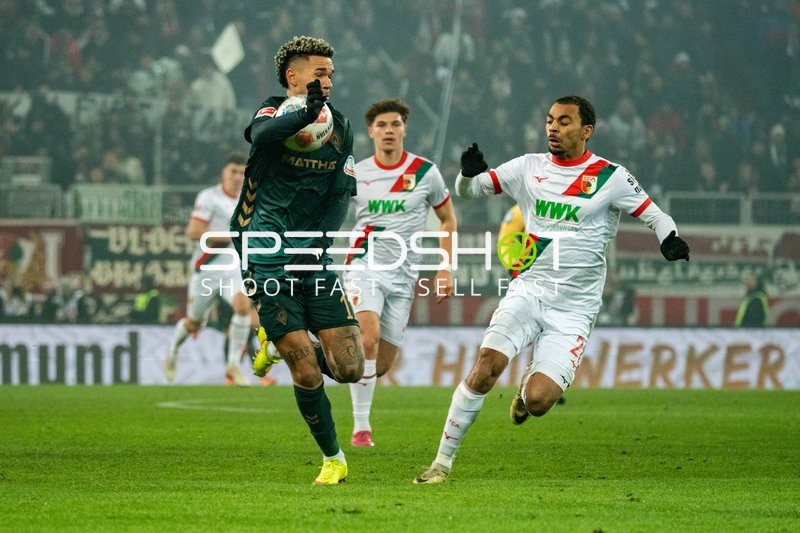 Zweikampf um den Ball