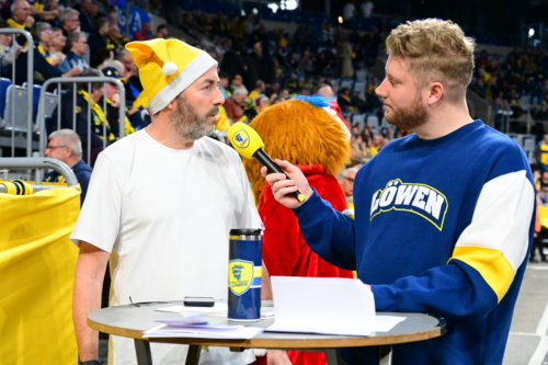 Moderation mit Kevin Gerwin (49; Rhein Neckar Löwen)