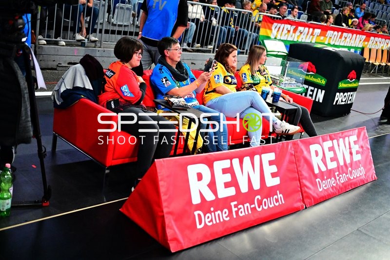 Fan-Szene in der SAP Arena