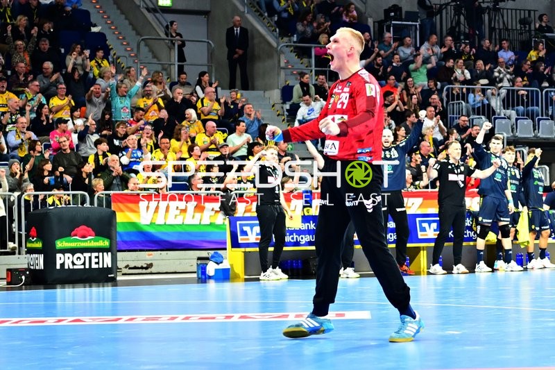 Jubel von David Späth (29; Rhein Neckar Löwen) und Teamkollegen