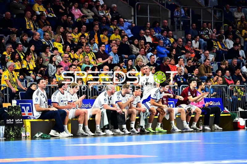 Szene mit Blazenko Lackovic (0; HSV Hamburg) und Nicolaj Jörgensen (11; HSV Hamburg)