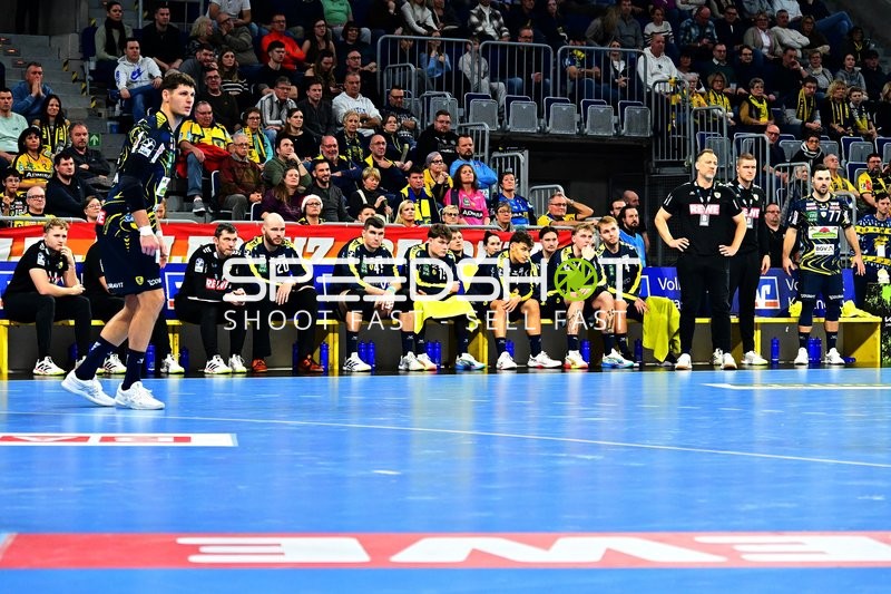 Szene mit Sebastian Heymann (13; Rhein Neckar Löwen) und Teamkollegen