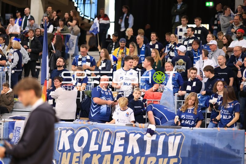 Fan-Szene in der Halle
