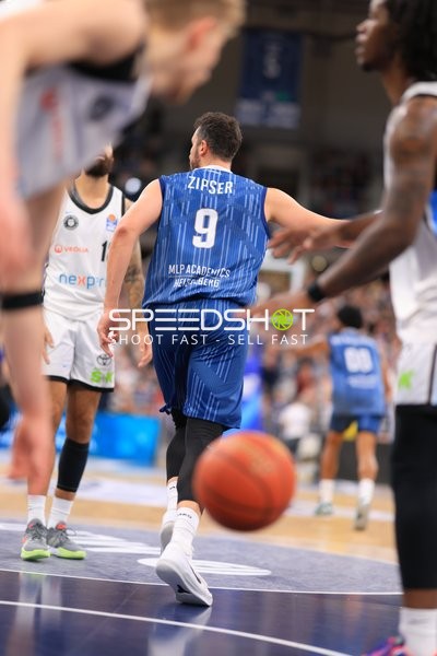 Paul Zipser (9; MLP Academics Heidelberg) in Aktion