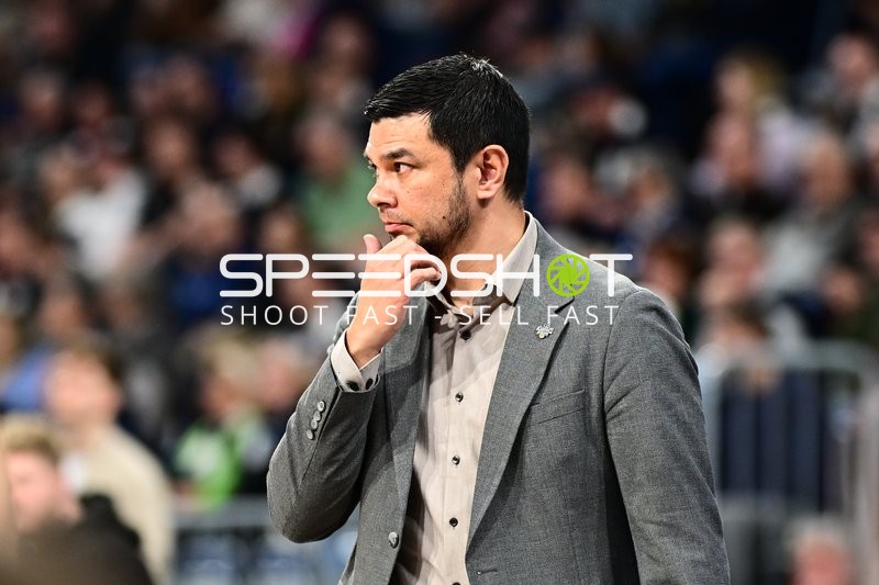 Coach Danny Jansson (999; MLP Academics Heidelberg) in Aktion