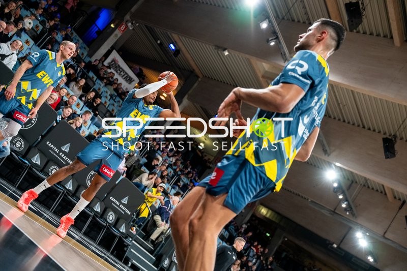 Szene mit Seth Hinrichs (21; EWE Baskets Oldenburg)