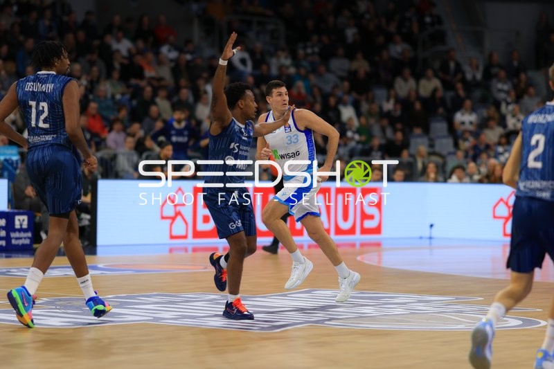 Ryan Hawkins (33; Frankfurt Skyliners) in Aktion