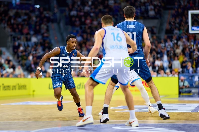 DJ Horne (0; MLP Academics Heidelberg) in Aktion