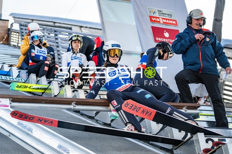 Two-Nights Tour Skispringen Damen