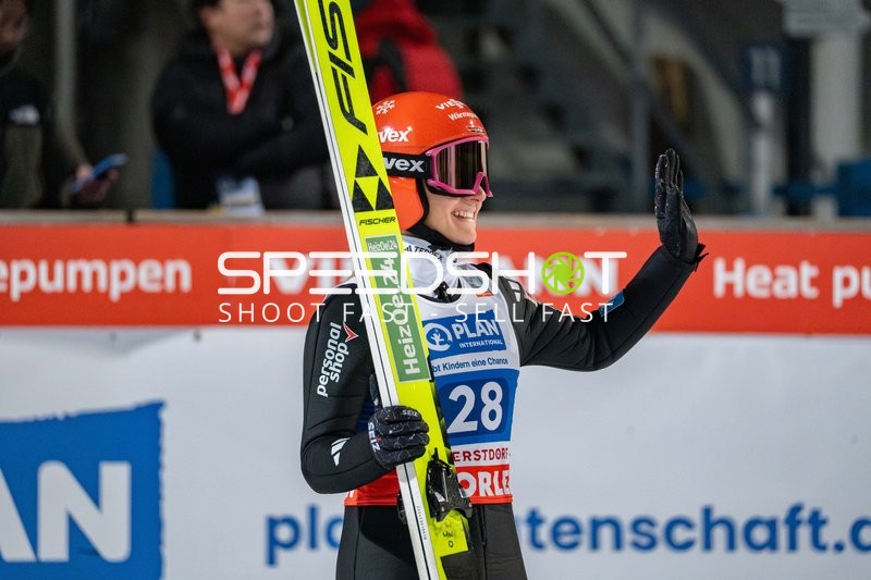 Two-Nights Tour Skispringen Damen