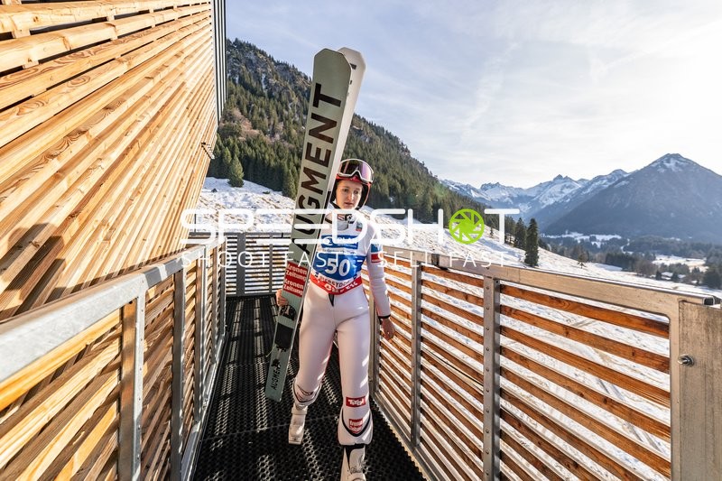 Two-Nights Tour Skispringen Damen