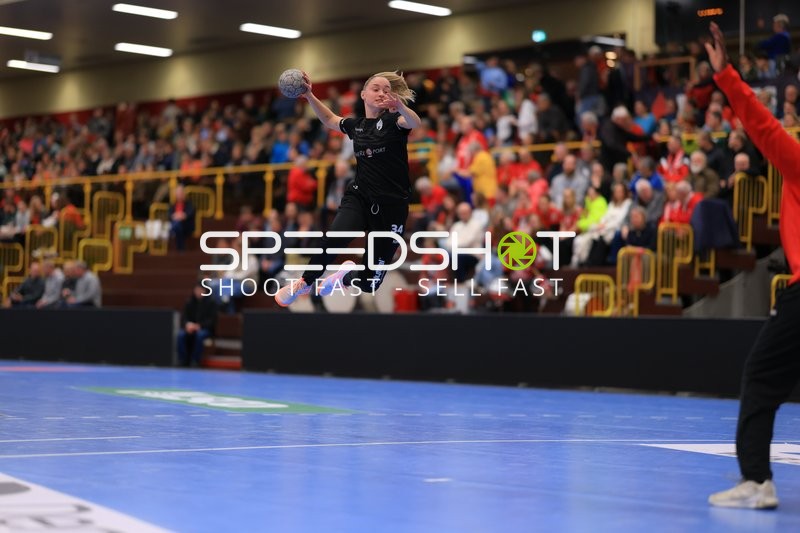 Mia Ziercke (34; HSG Bensheim/Auerbach) in Aktion