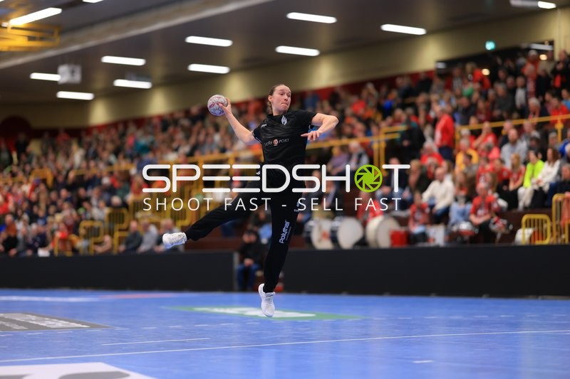 Szene mit Lena Sophia Degenhardt (8; HSG Bensheim/Auerbach)