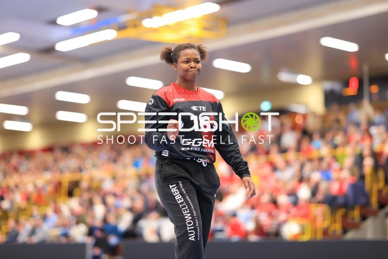 Szene mit Vanessa Fehr (16; HSG Bensheim/Auerbach)