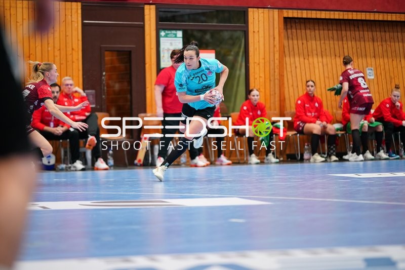 Szene mit Mia Ziercke (34; HSG Bensheim/Auerbach) und Jule Polsz (71; HSG Bensheim/Auerbach)