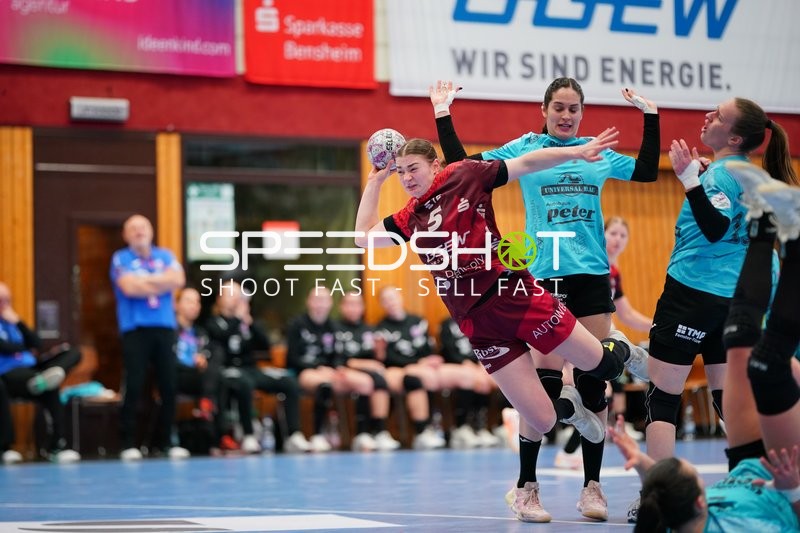 Szene mit Isabell Hurst (5; HSG Bensheim/Auerbach)