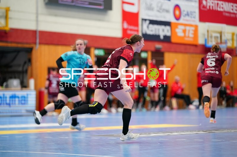 Szene mit Luca Farago (19; Thüringer HC)