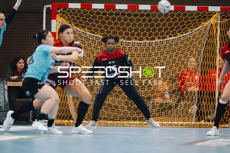 Torwart Vanessa Fehr (16; HSG Bensheim/Auerbach) in Aktion