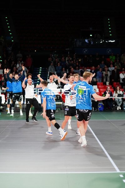 Jubel von Rico Wardlow (23; BigBank Tartu), Stefan Kaibald (10; BigBank Tartu) und Johan Vahter (13; BigBank Tartu)